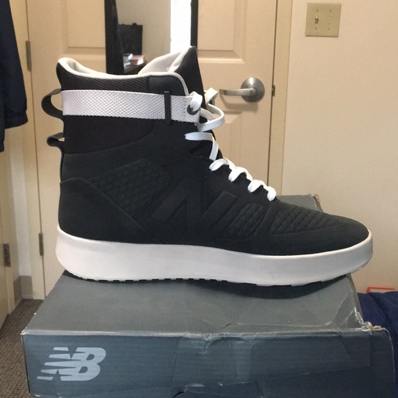 new balance rainier moda sneaker boot